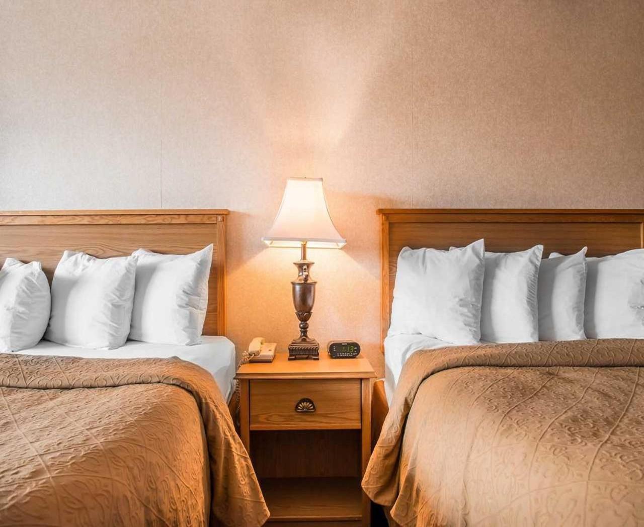 Quality Inn Pittsburgh Airport Oakdale Экстерьер фото